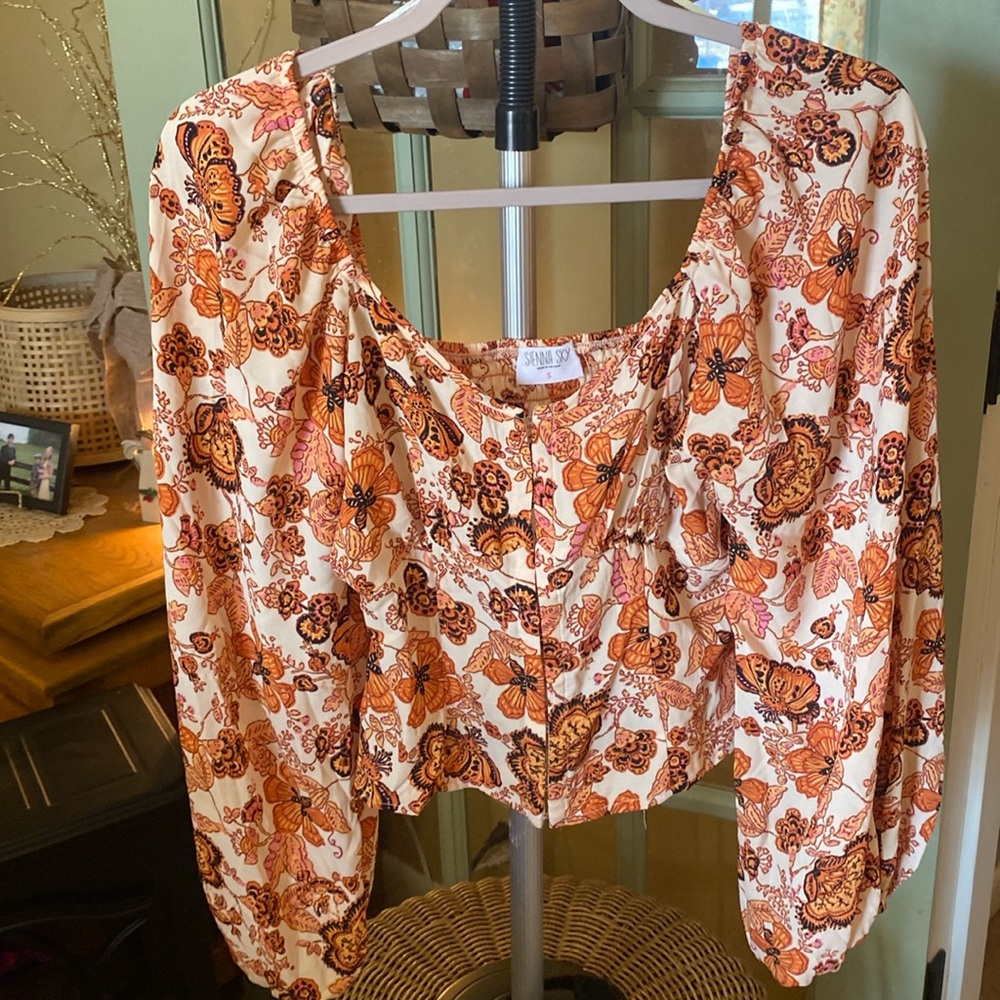Women’s Small Corset Style Blouse